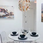 Paulina شقة *
